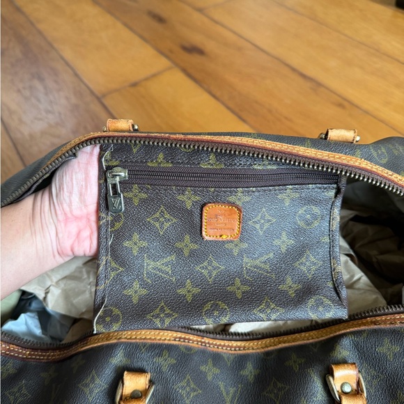 Louis Vuitton Duffle Bag - Picture 11 of 12